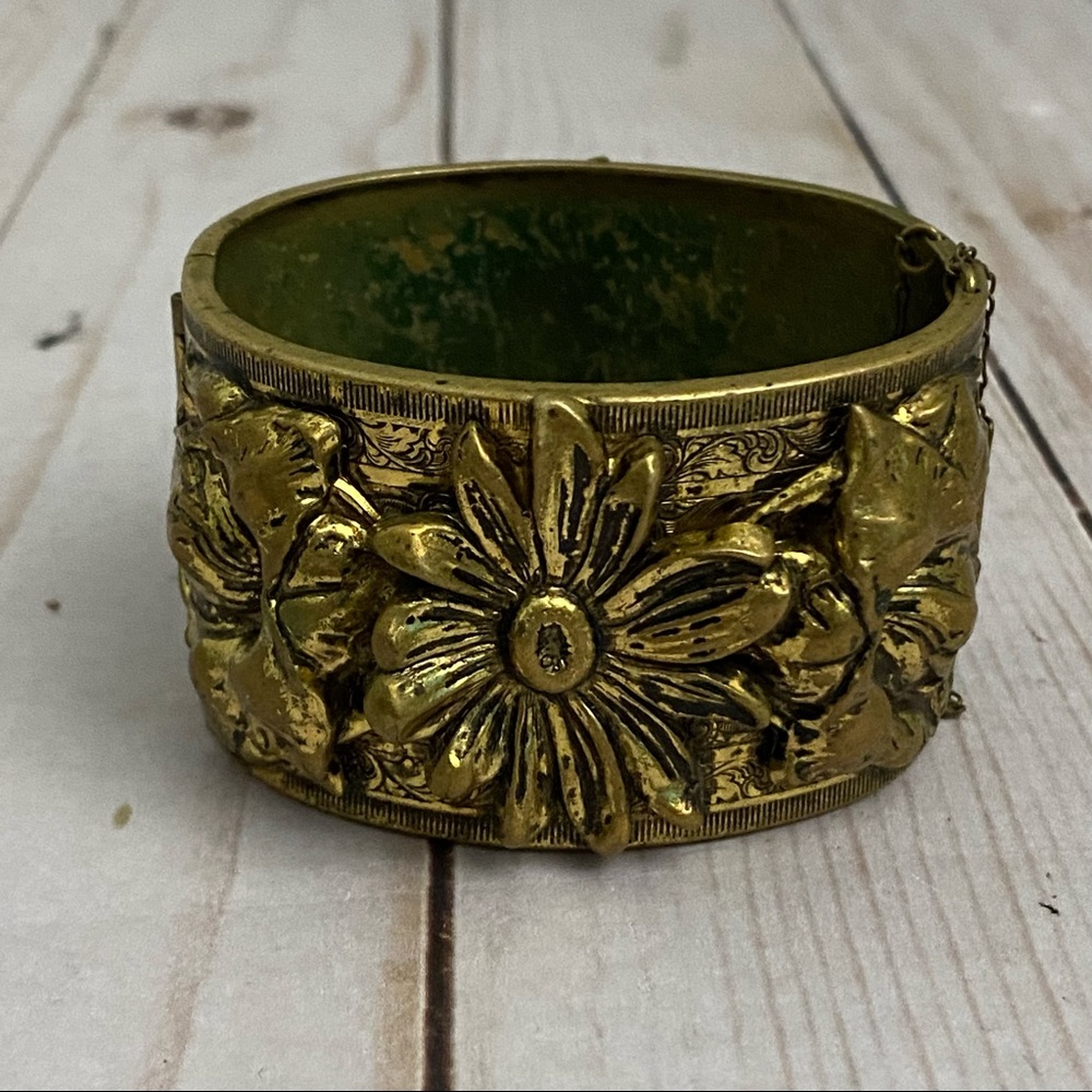 Vintage Goldtone Floral Cuff Bracelet